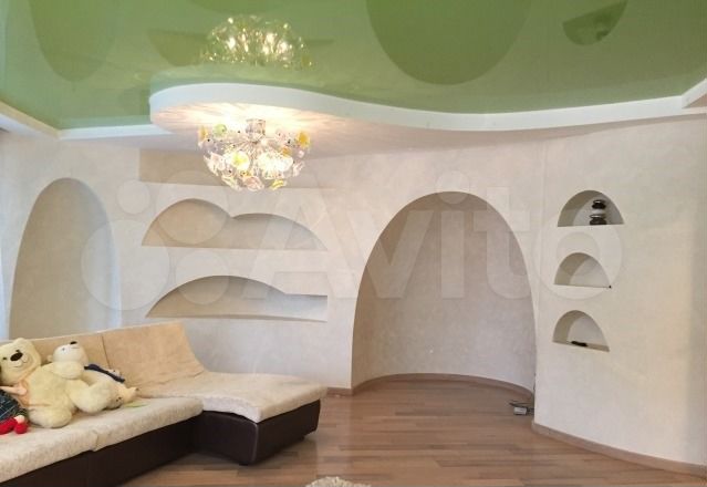 3-к. квартира, 103 м², 3/10 эт.