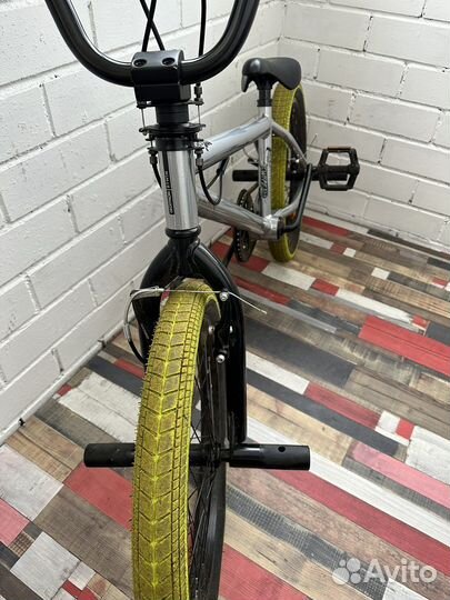 Велосипед B twin BMX 520 Wipe