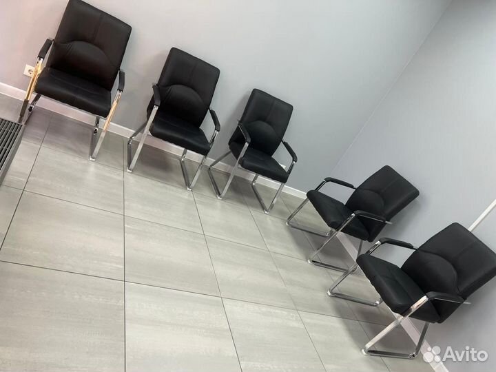 Офисное кресло новое