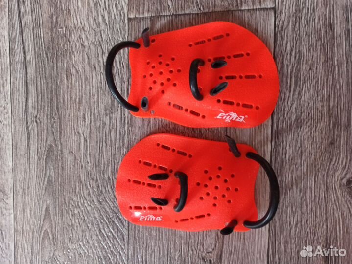 Инвентарь для плавания