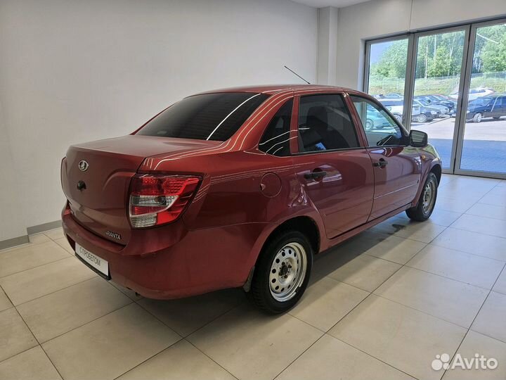 LADA Granta 1.6 МТ, 2013, 100 684 км