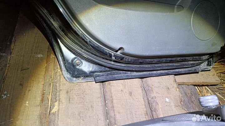 Дверь Chevrolet lacetti задняя левая седан