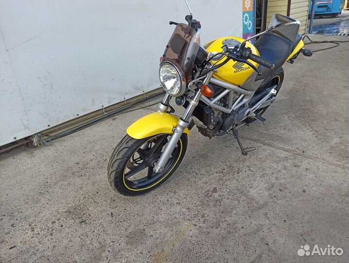 Мотоцикл Honda VTR 250