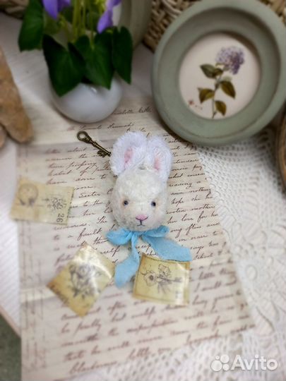 Зайка тедди (брошь) ручная работа