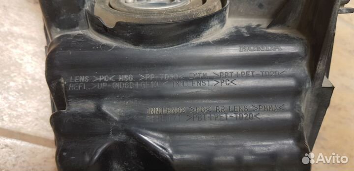 Фара правая Honda Crosstour 2009-2015