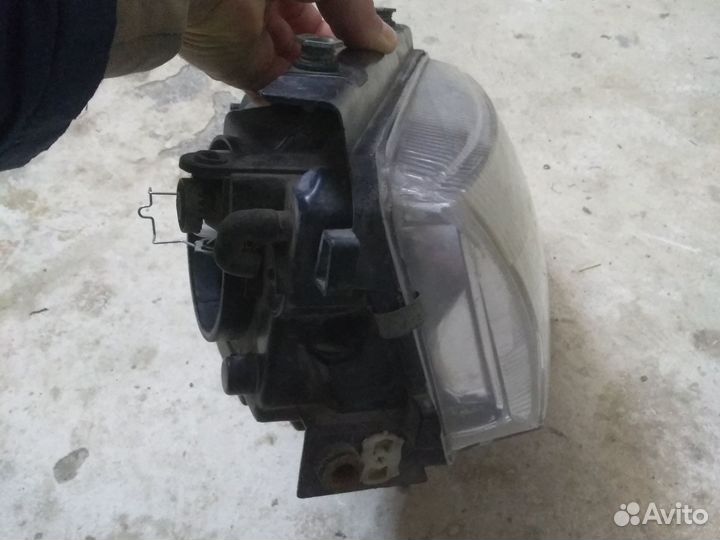 Фара правая на Фольксваген Пассат б5