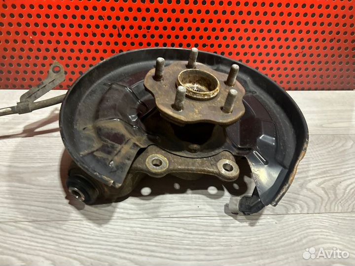 Кулак задний левый Lexus Rx 4 450Н 2018