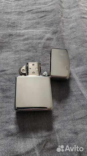 Зажигалка Zippo