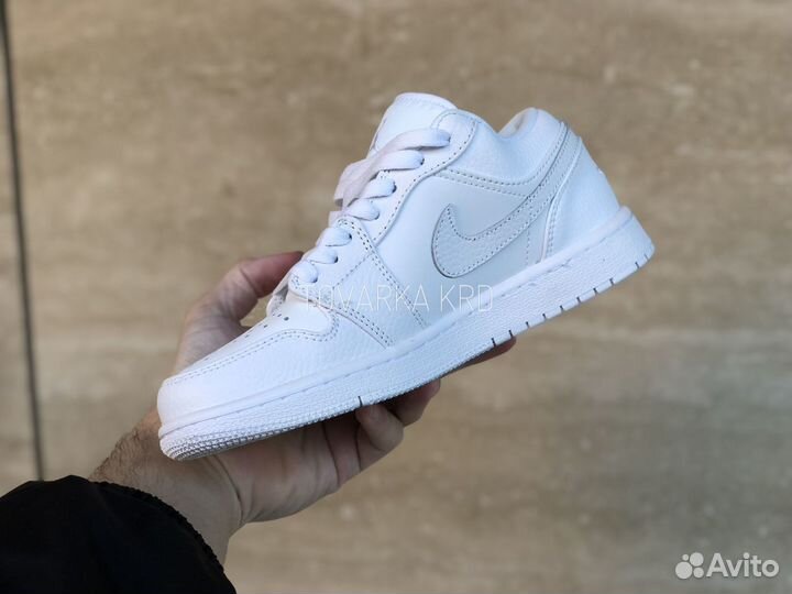 Кроссовки Nike Air Jordan 1 Low White