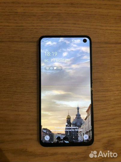 Samsung Galaxy S10e