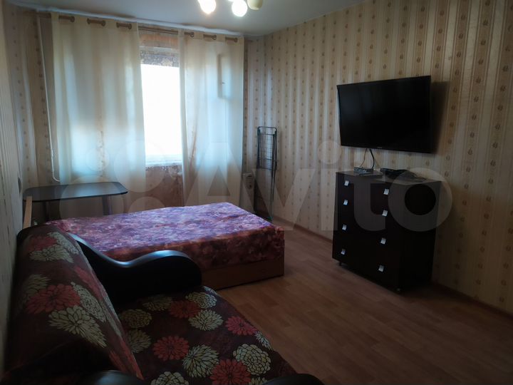 2-к. квартира, 54 м², 2/5 эт.