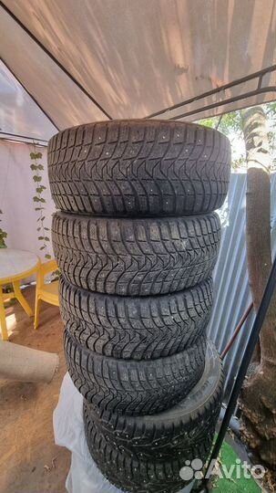 Michelin X-Ice North XIN3 225/45 R17 94