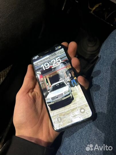iPhone X, 256 ГБ