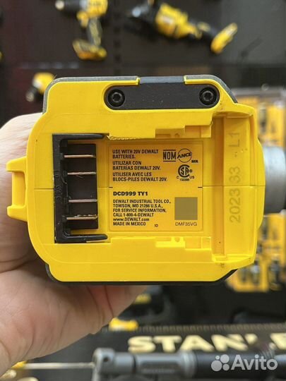 Ударная дрель-шуруповерт dewalt DCD999B