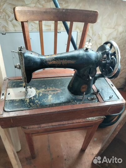 Швейная машина подольская ручная