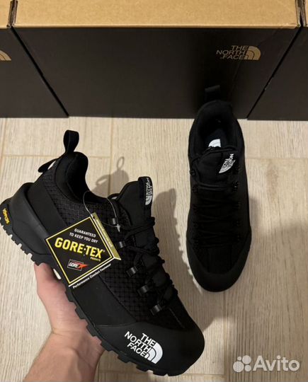 Кроссовки the north face gore tex