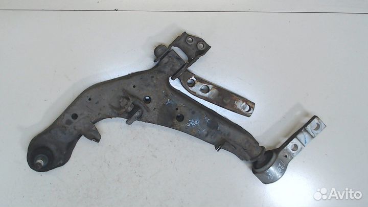 Рычаг подвески Nissan Primera P12, 2006