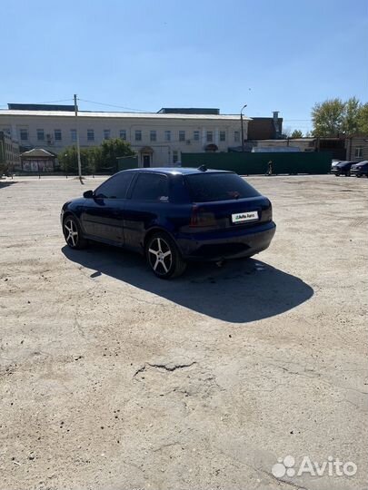 Audi A3 1.6 МТ, 1999, 377 700 км