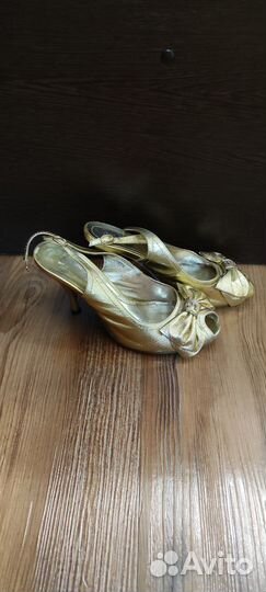 Босоножки женские 37 размер