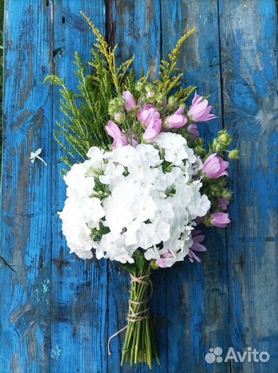 Живые цветы букеты