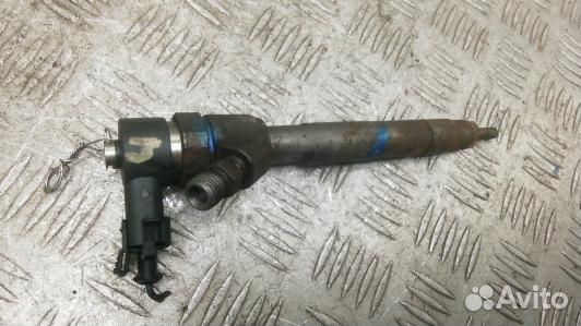 Форсунка дизельная honda civic 8 (YBE02AL04)