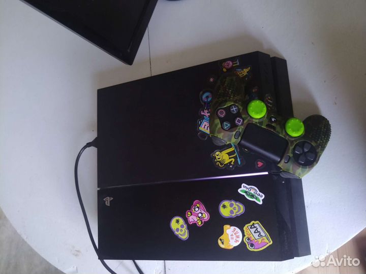 Игровая приставка ps4 fat