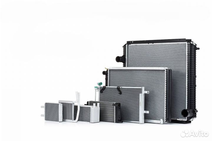 Радиатор Suzuki Swift 10-16