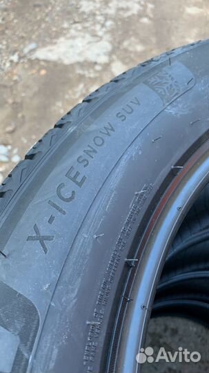 Michelin X-Ice Snow SUV 265/50 R22