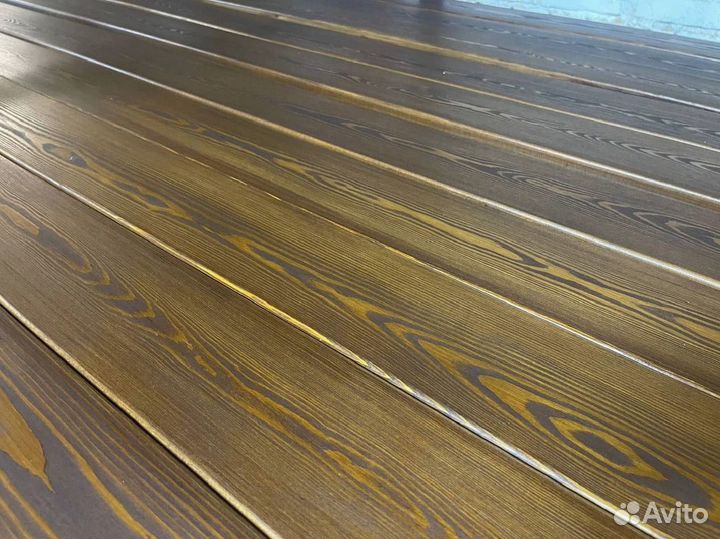 Крашеный планкен из лиственницы