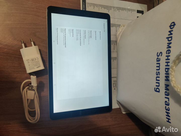 Планшет Samsung Tab A,10.5