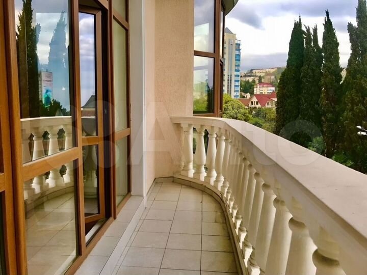 3-к. квартира, 80 м², 6/10 эт.