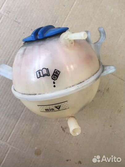 Расширительный бачок Audi A3 8P (3532)