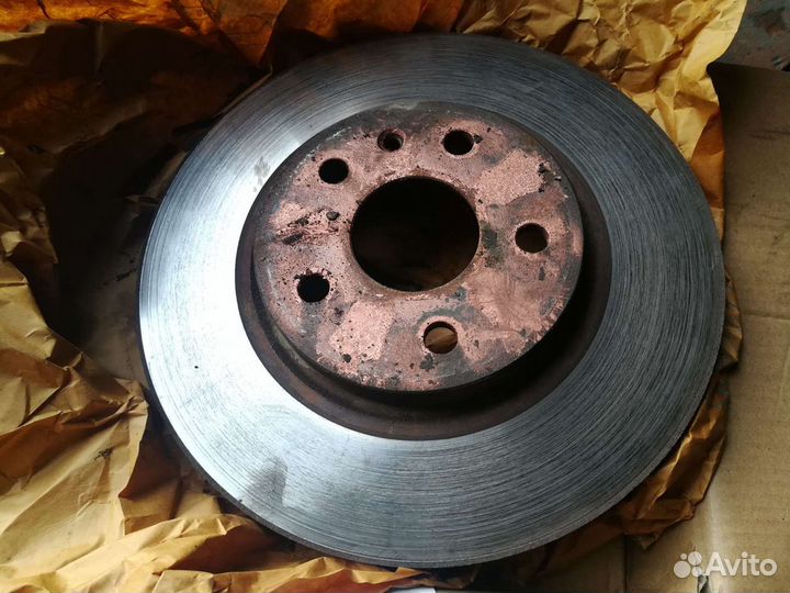 Тормозные диски передние комплект на opel insignia