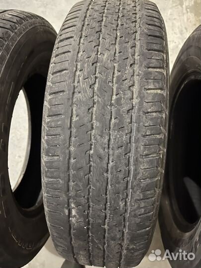 Bridgestone Dueler H/T D684 205/70 R15