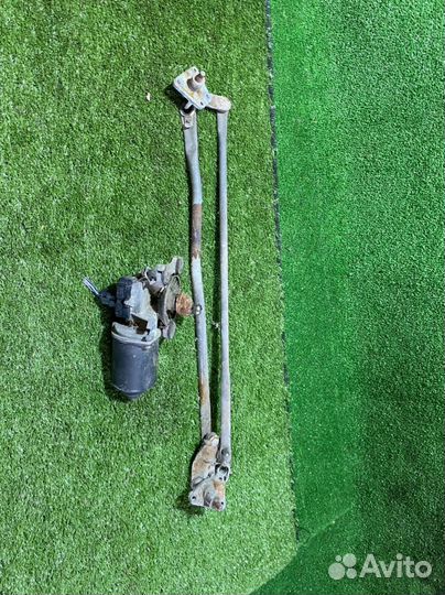 Трапеция дворников Toyota Mark 2 JX 80,81