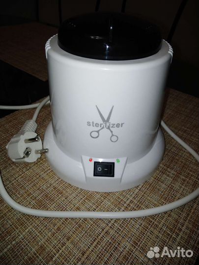 Стерилизатор для маникюрных инструментов