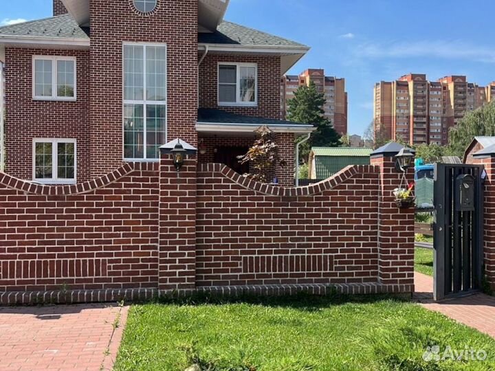 Кирпич облицовочный полнотелый Эмират темный полуторный 1,4нф