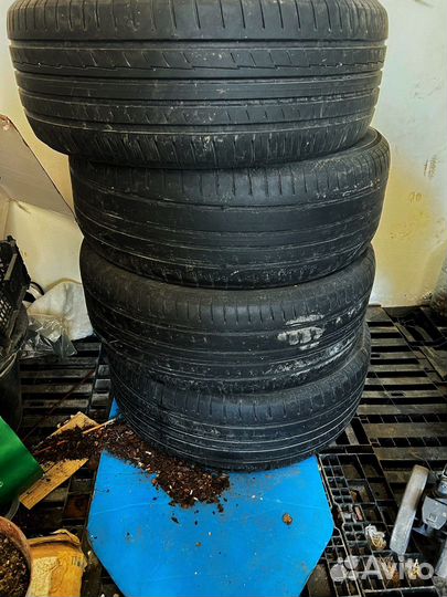 Yokohama AVS S1-Z V100 235/55 R18