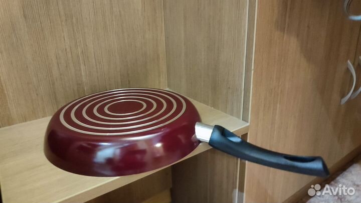 Сковорода новая 26 см