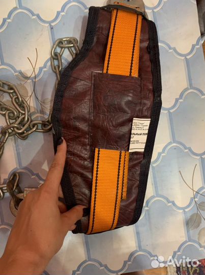 Альпинисткий пояс для высотных работ