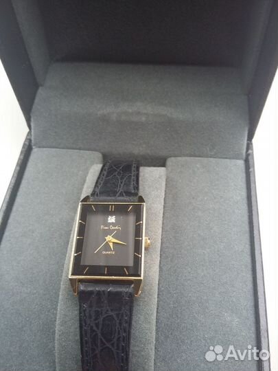 Мужские женские наручные часы