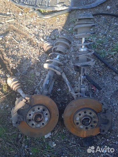 Стойка подвески Opel Zafira