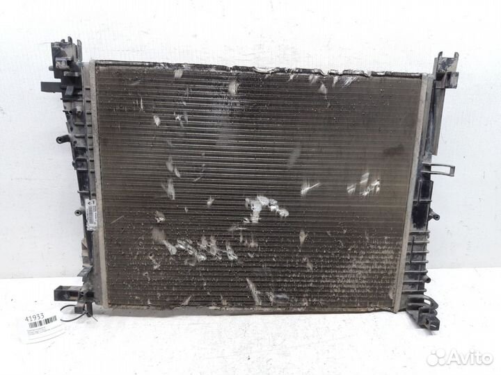 Радиатор охлаждения Renault Logan 2 2014