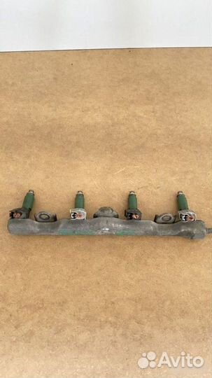 Форсунка Toyota Avensis T250 1ZZ