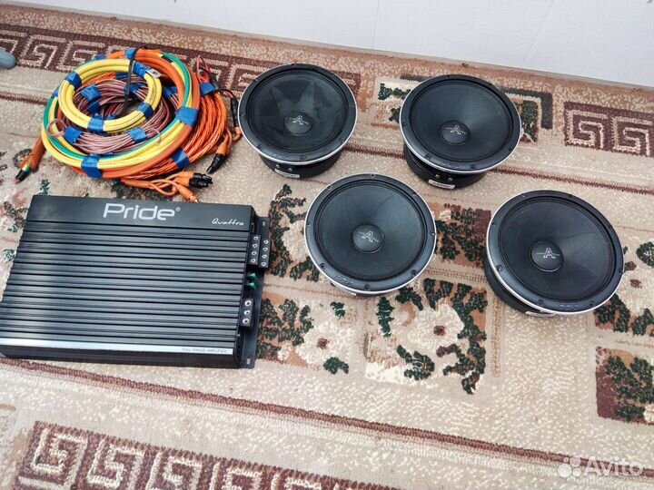 Усилитель с колонками и сабвуфером комплект