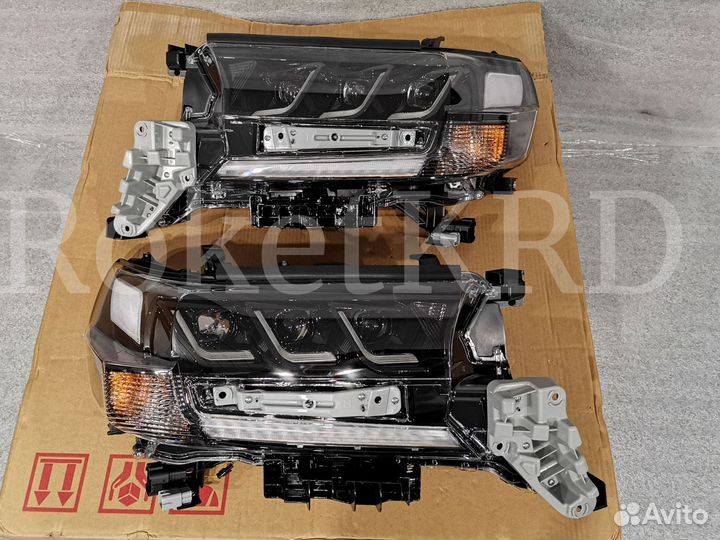 Фары toyota land cruiser 200 15-2020 г LED