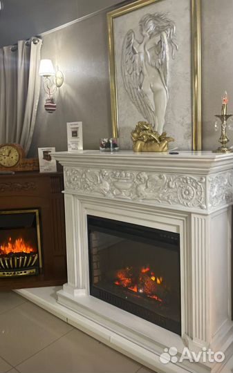 Электрокамин с эффектом пламени