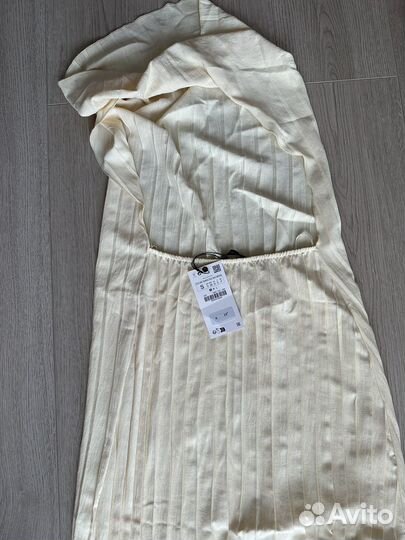 Платьe Zara