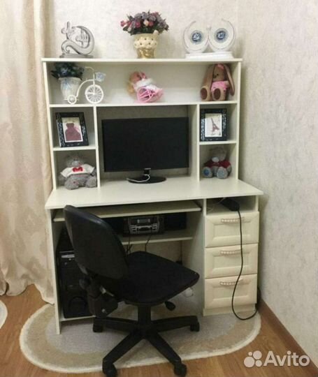 Компьютерный стол