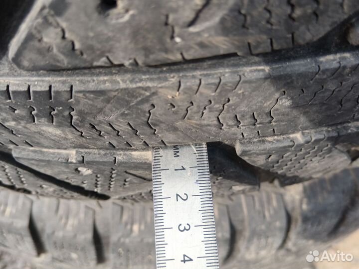 Bridgestone Ice Cruiser 7000 285/65 R17 116